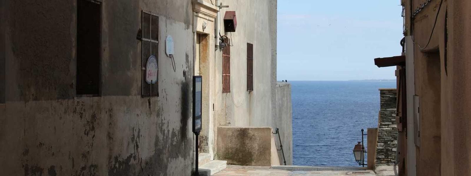 Rehavia Sunlit Residence backdrop